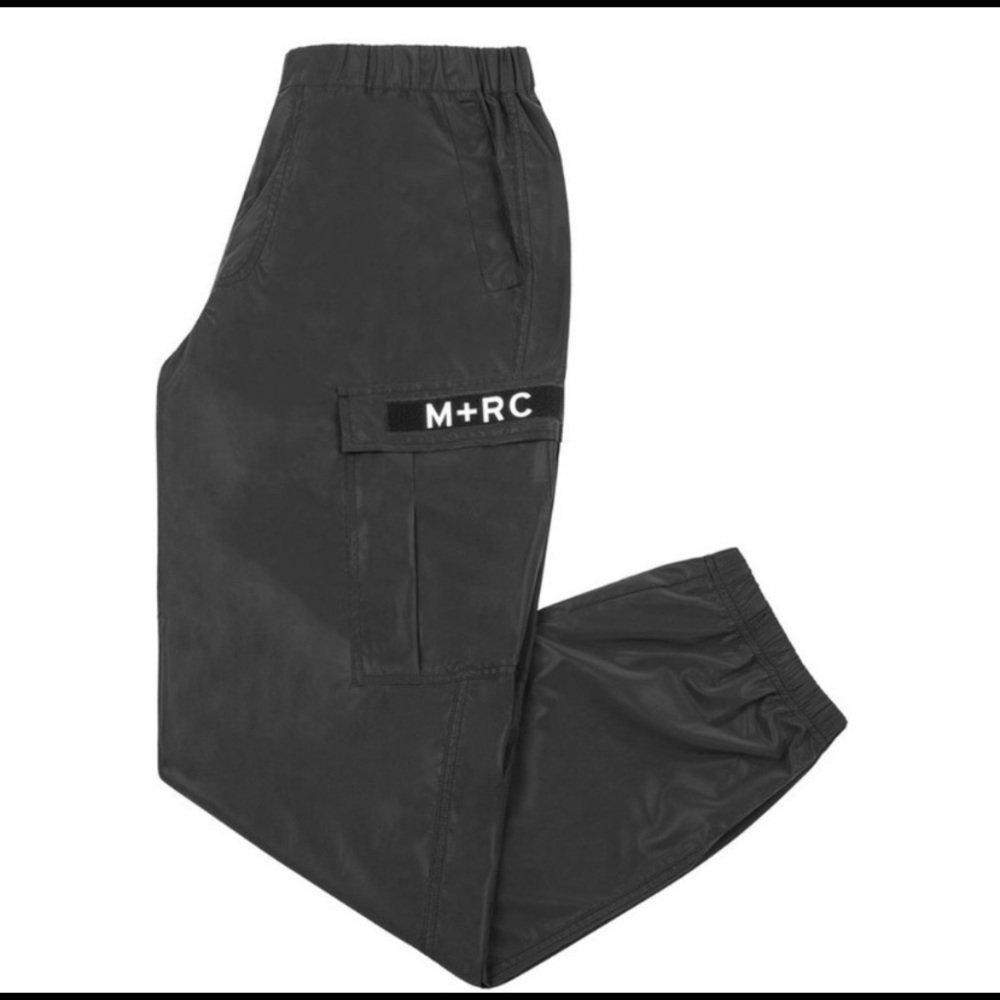 Men’s Black Cargo Pants - Picture 3 of 16